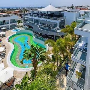 https://tasia-maris-oasis.hotelsatayianapa.com