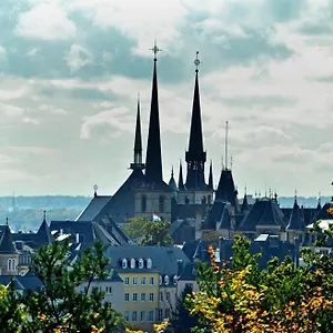 https://the-central-luxury-aparthotel.luxembourghotelsguide.com