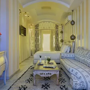 Riad Goloboy **