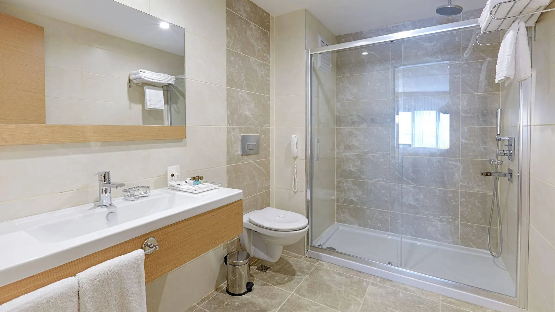 Kordon Hotel Cankaya إزمير 4*,  تركيا
