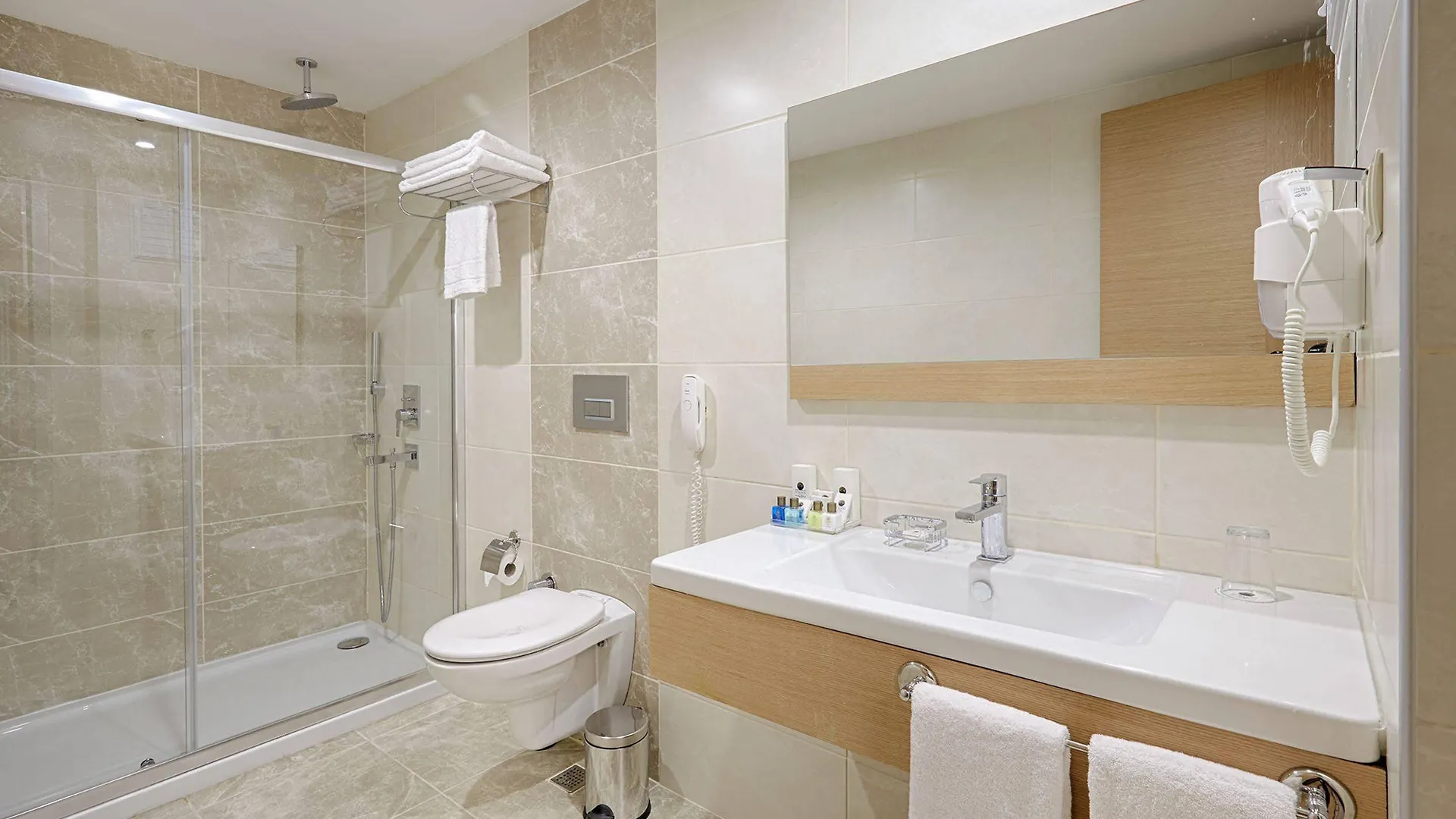 Kordon Hotel Cankaya إزمير تركيا