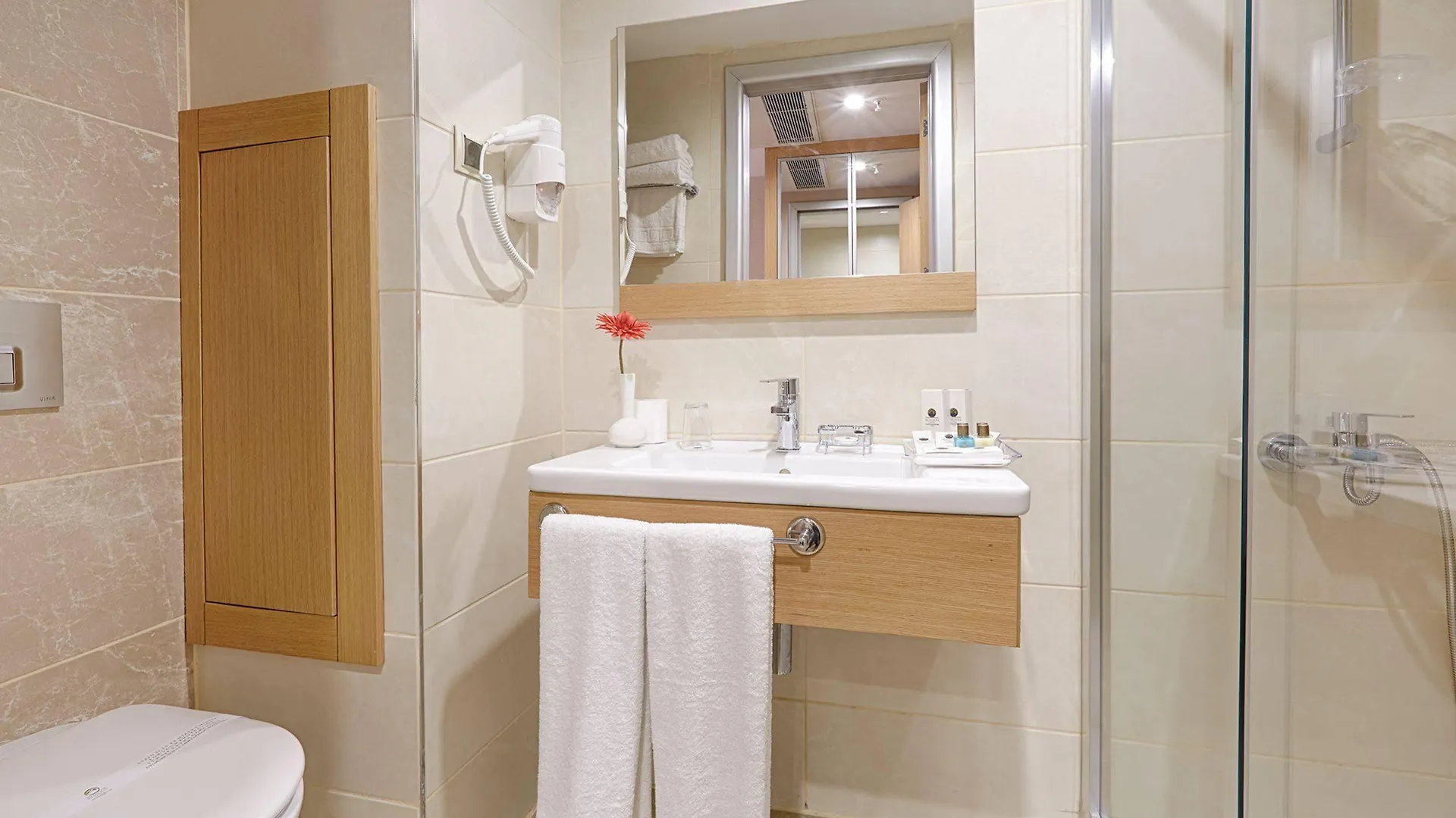 ****  Kordon Hotel Cankaya إزمير تركيا
