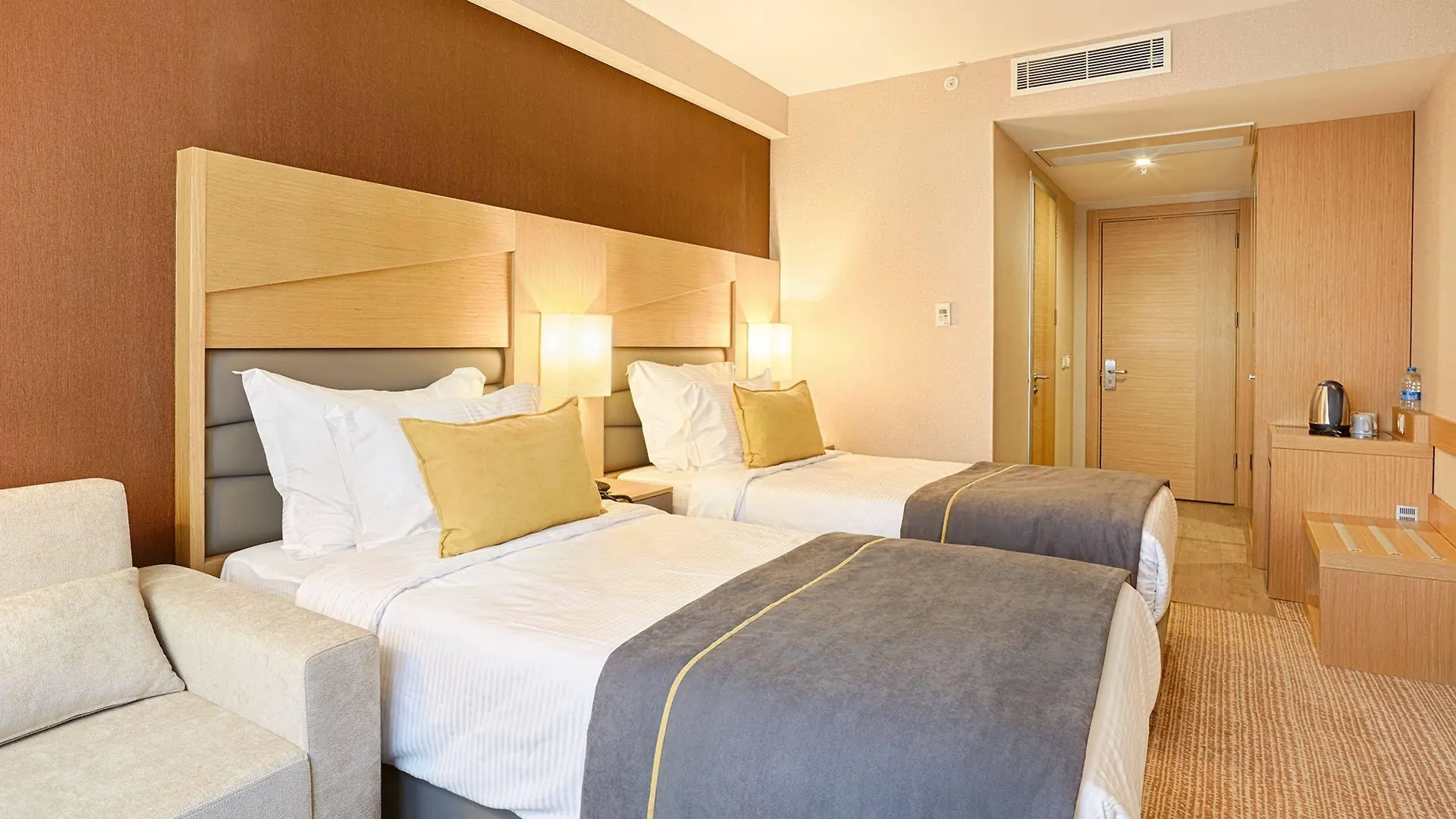 Kordon Hotel Cankaya إزمير 4*,