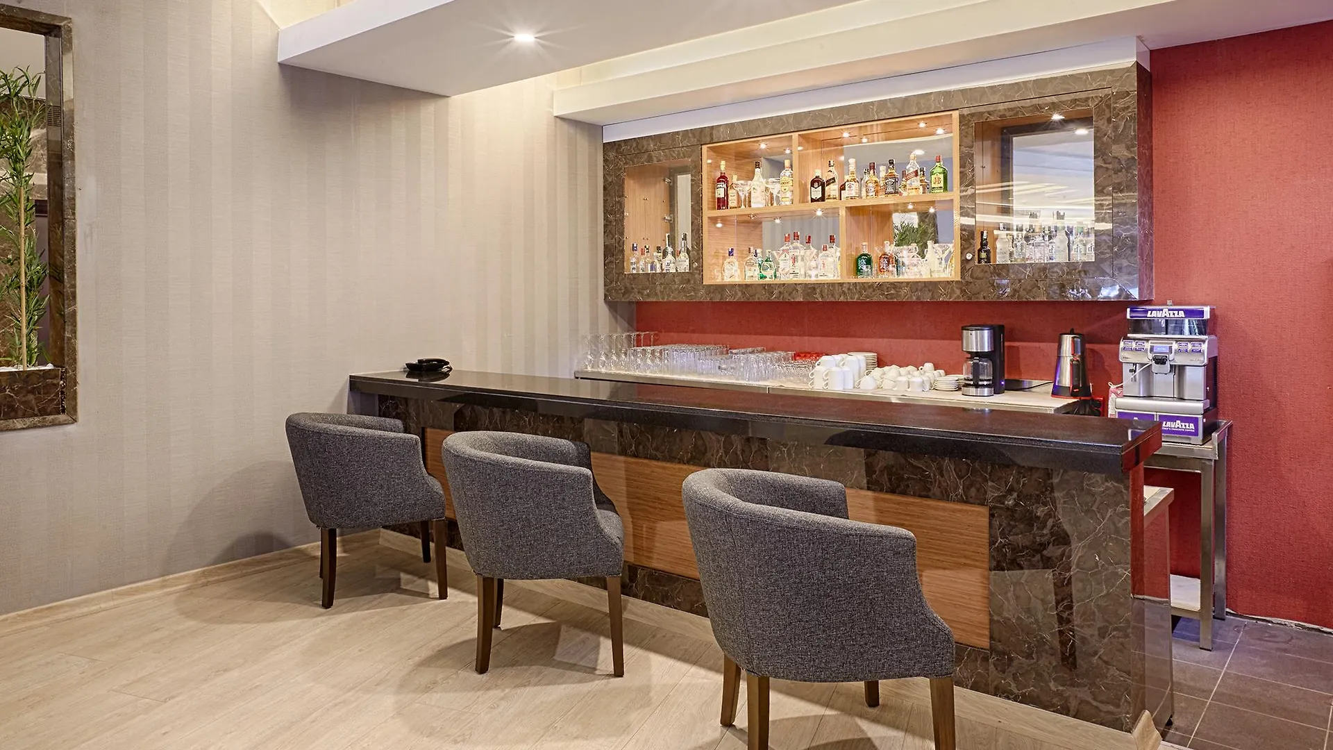 Kordon Hotel Cankaya إزمير 4*,