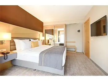 Kordon Hotel Cankaya إزمير
